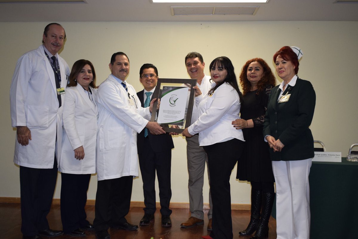 ImssSinaloa's tweet photo. 📸#FOTOGALERÍA Autoridades delegacionales y sindicales del IMSS en Sinaloa, entregaron certificación de la UMAA-UMF No. 55 por parte del Consejo de Salubridad General (CSG) gracias a la implementación del Modelo de Seguridad en el Paciente. #IMSSsinaloa #ContigoSomosIMSS https://t.co/KTaAl3v6ay