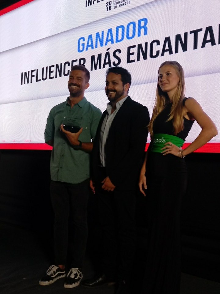 Mercado Negro tweet media