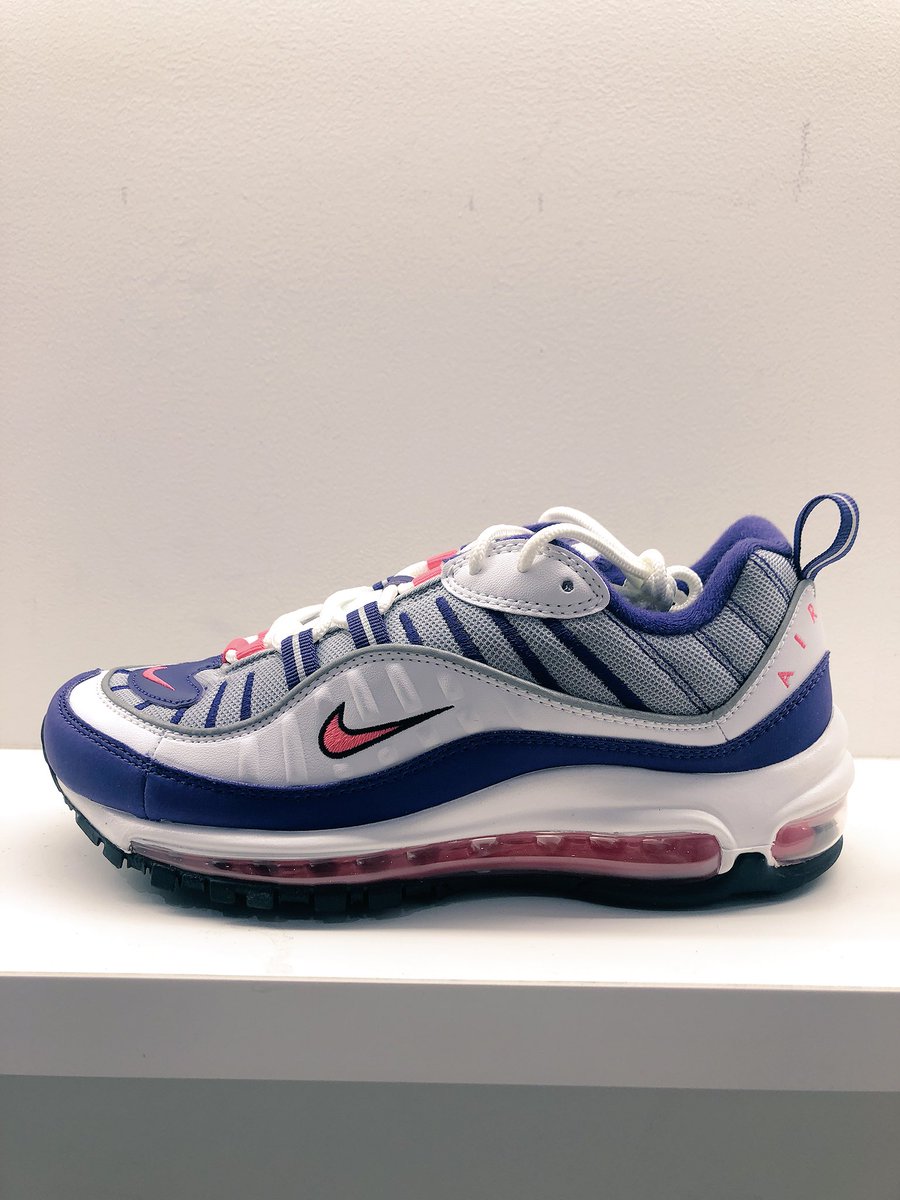 ESSENCE_BP's tweet photo. 【新作入荷】
NIKE
WMS AIR MAX 98
¥18,000+Tax https://t.co/TSZlsMmDzV