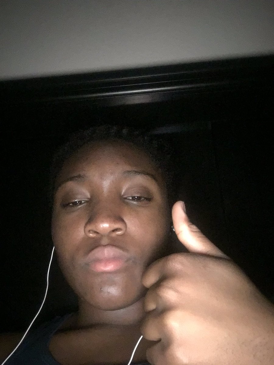 SarahOhWow's tweet photo. had fun wit da gang 2nite😈😈🤫🤫 https://t.co/AlCCKlng3p