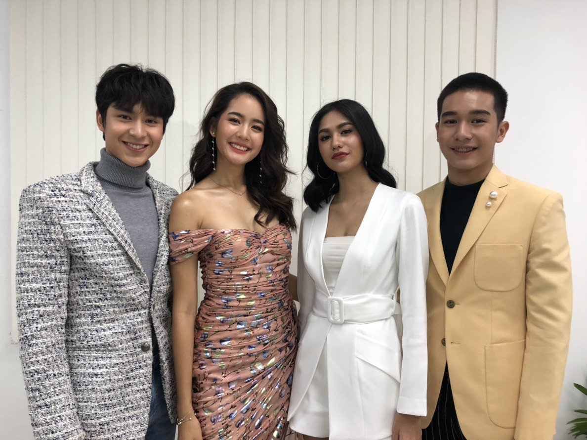 tsmch7's tweet photo. #โบว์เมลดา #ThaiSupermodel2013 #โดนัทภัทรพลฒ์ #Smartboy2013 #เฟิร์นเกษรา #ThaiSupermodel2018 และ #ตรัยจักรภัทร #Smartboy2018 ร่วมพูดคุยใน #สนามข่าวบันเทิง เมื่อเช้านี้
#TSM2019
#THAISUPERMODEL2019
#THAISUPERMODELCONTEST2019 https://t.co/OEDVExNOYY