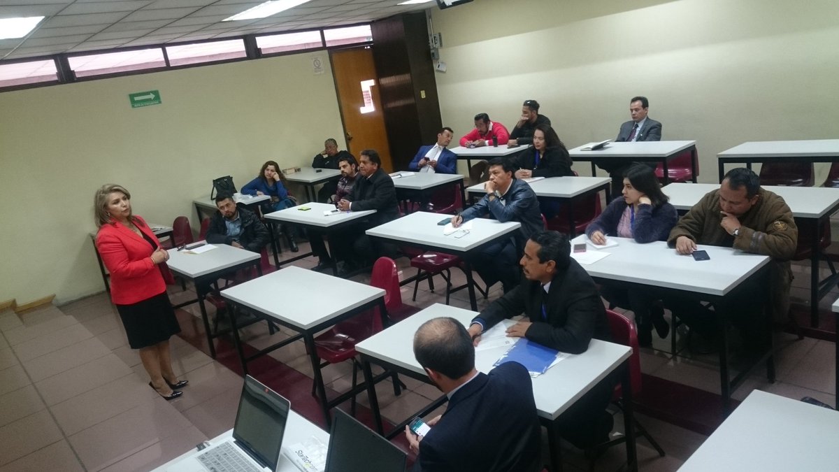 SecretariaIPN's tweet photo. en reunión con autoridades e integrantes del #COSECOVI de la @ipn_escom.
Se orientó sobre la H. Comisión de Honor; así también, de la operación del COSECOVI en la prevención de adicciones y la seguridad con el entorno.
Unidos, trabajamos #PorTúSeguridad
@lcastuerahector https://t.co/G416ZpHBHP