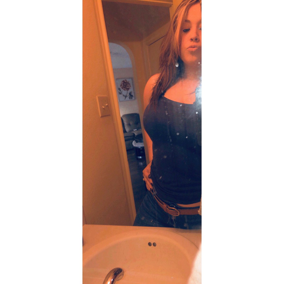 savagelysweet94's tweet image. What doesn’t kill you,
makes you a boss💯🖤 

#bossfemale