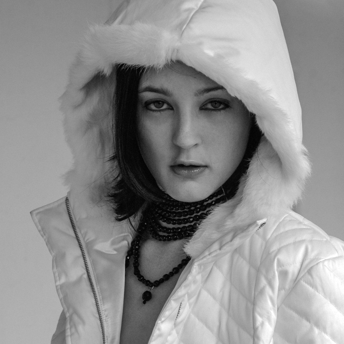 ClovisIV's tweet photo. Desert photoshoot at Amargosa Opera House, Death Valley CA.
.
.
.
📸 @ClovisIV  #bw #blackwhite #fashion #editorial #vanityfair #style #portrait #fashionshoot #fashioneditorial #fashionmagazine #photoshoot #fashionmodel #photooftheday #fashionshoot #fashionphotography #california https://t.co/E0XwdKZSqW