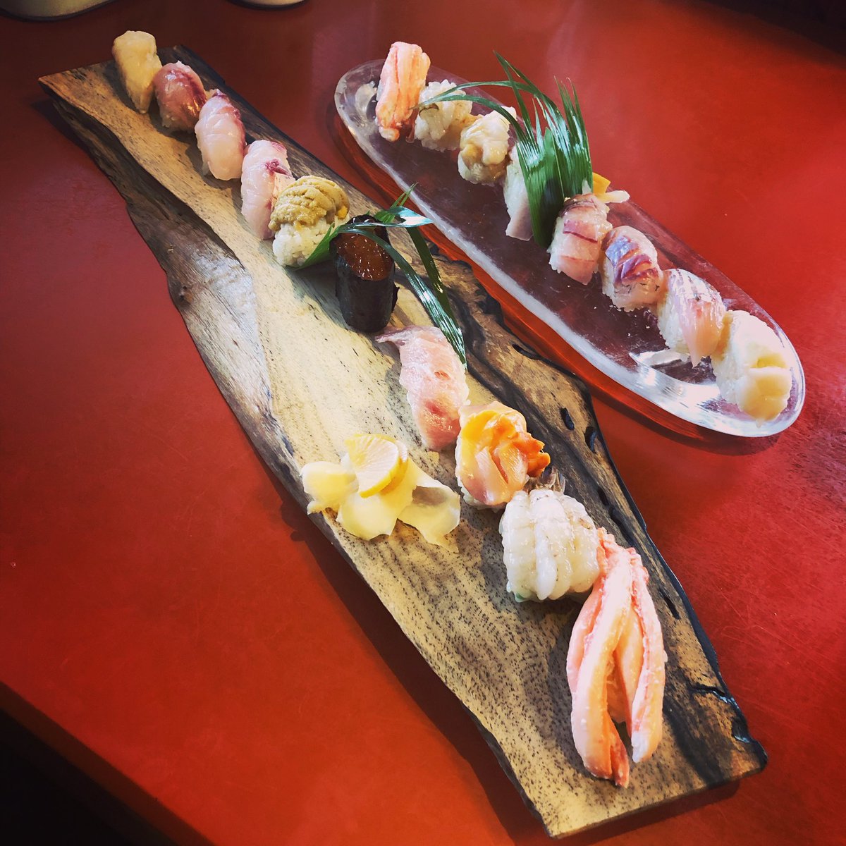 O Xrhsths Oldtowndc Sto Twitter 学生時代から通っている 鼠ヶ関のお寿司屋さん 朝日屋 です おまかせの ひこまろ握り と 地魚中心の握り ネタの活きとボリュームが凄いよ 今日はフグ 寒ブリ ノドグロ ホウボウ ガサエビなどなど 朝日屋 鮨処