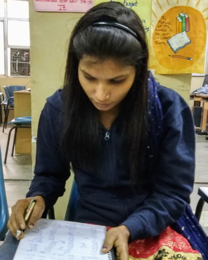 FoundationAmba's tweet photo. #MeetHemlata
Hemlata shifted from a small village in Bulandshahr to Delhi to fulfil her dreams. She wants to learn English &amp; get a job to become self-independent. Hemlata has enrolled in our STeP employability course &amp; works hard every day to make her parents proud.
#SkillIndia https://t.co/MTNJ92QCHO