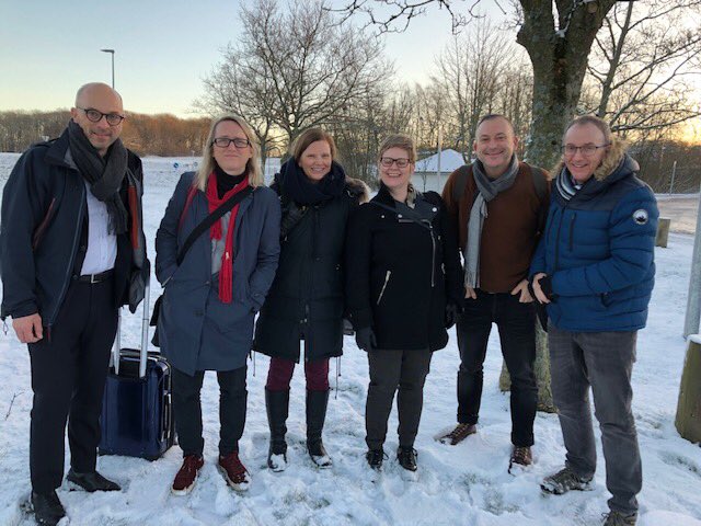 ElinMekki's tweet photo. Spennende dager med oppstart av Erasmus+ sector skills allianse #DISHprojectEU med partnere fra Spania, UK,  Polen, Danmark og Tyskland @hvl_no @EHMAinfo @rsyddanmark @ECHAlliance @Dikunytt @vaksdalSof vest ser frem til samarbeid om utvikling av #skills og innovation i #Health https://t.co/5adj933T3u