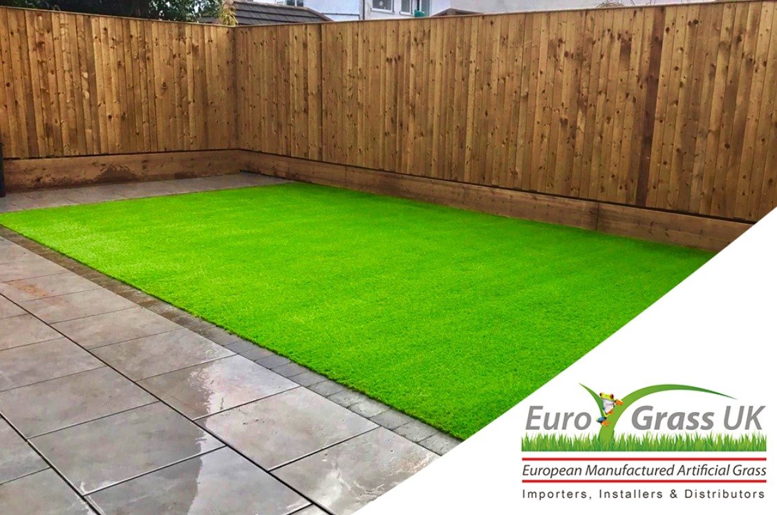 EuroGrassUK's tweet photo. Remove the mud and mess of real grass &amp; switch over to our European made artificial. You can provide your contact details via our website and we will arrange a FREE survey. Book soon to avoid disappointment. >>> https://t.co/EYCq7seROc 

#Liverpool #business #artificialturf https://t.co/z0KMdxO6Qb