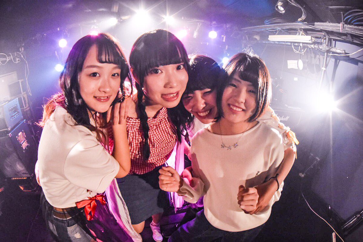 STEREO_0606's tweet photo. 新しいアー写は
@yuya41833659 に撮っていただきましたー！！
めっちゃ楽しくて終始笑ってました！
ステキな写真ありがとうございます😆✨ https://t.co/HjQEv3U4Ka
