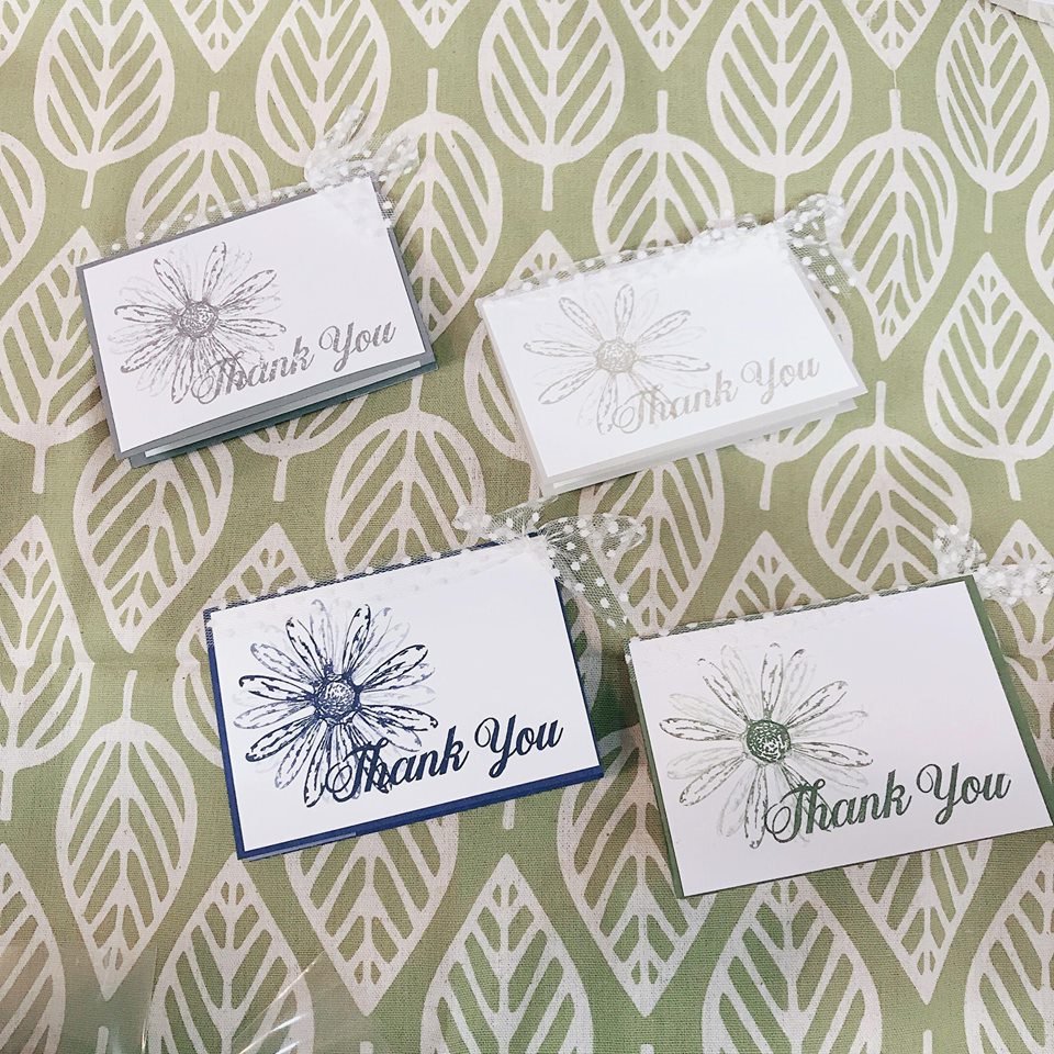 なゆたのぼん 今日のおすすめ 素敵アイテムが大集合 なゆたマーケット Thank You カード 150円 リボンがついたオシャレなデザインのメッセージカード 感謝の気持ちがいっぱいこもったメッセージを書いて プレゼントと一緒に送りましょう なゆたのぼん 今日のおすすめ 素敵アイテムが大集合 なゆたマーケット Thank You カード 150円 リボンがついたオシャレなデザインのメッセージカード 感謝の気持ちがいっぱいこもったメッセージを書いて プレゼントと一緒に送りましょう