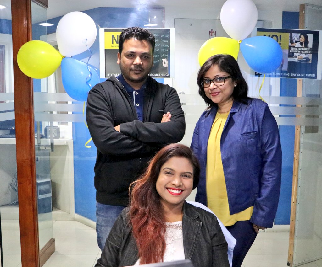 927BigFmGuw's tweet photo. 92.7 Big Fm Guwahati Team ke Sath
#DhunBadalKeTohDekho
#LoveWhatWeDo #LoveMusic
#Fun #FullOfColours
@MJShubhankar @rjsujita @RjAaliya @twit_ruma @AMRITAGUHA @RupanMazumdar1 @ItsSuranjan @kaushikdboss @dasmrinal3 @927BIGFM https://t.co/jUQRvMQHyO
