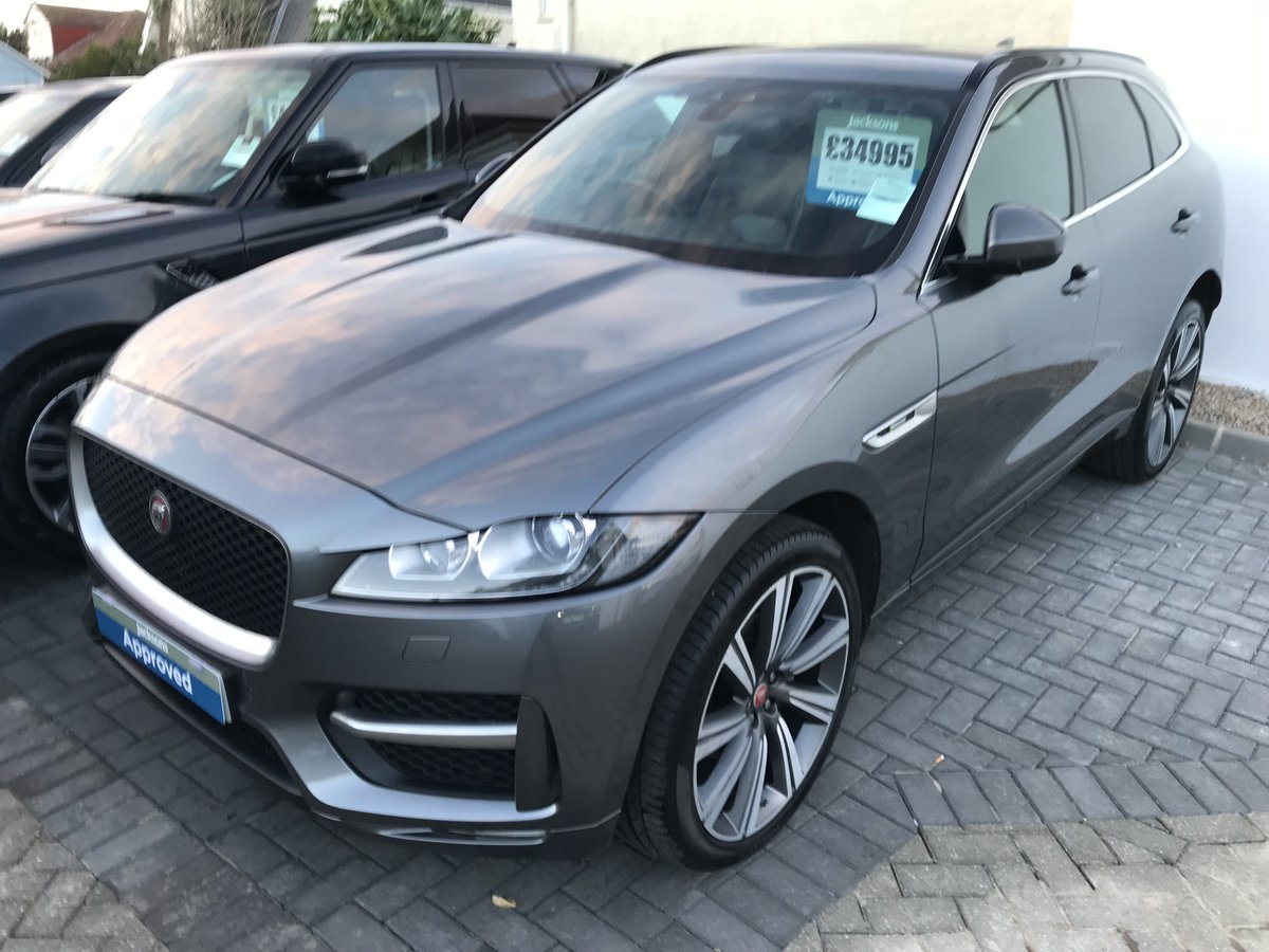 JacksonsJersey's tweet photo. This morning the BBC are reporting that Grey is now the UK's favorite car colour for the first time. With half a million people choosing to buy a grey car in 2018 we expect that this trend will continue well into 2019.

We've got plenty of grey cars in stock here at Jacksons. https://t.co/ToB6xi9fuU