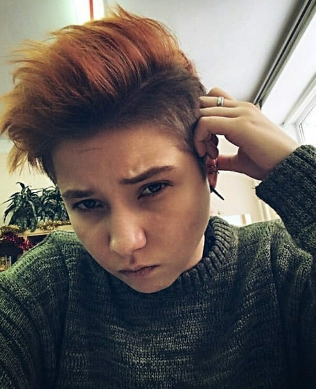 Стрижка Томбой Ян Лис