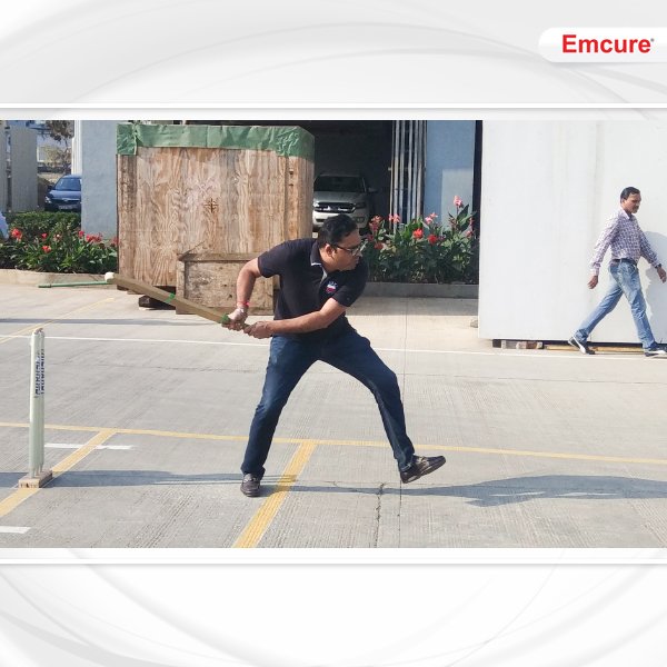 EmcurePharma's tweet photo. Showcasing candid moments from the SPD Box Cricket Tournament (Seen here are the Winners &amp; Runner Up’s)
#BoxCricketTournament #Winners #RunnerUps #FunAtWorkplace #Emcure #Pune #India https://t.co/ruZQDXVdn8