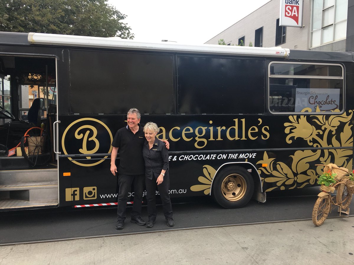 TDU Street Party at Glenelg come down and join in the fun tonight from 6.00 pm  tonight #TourDownUnder #supportsmallbusiness #anzglenelg <a href="/Howe2Frank/">Frank</a> <a href="/larissa_beeson/">Larissa Beeson</a> <a href="/julie_grills/">Julie Grills</a> <a href="/ANZ_AU/">ANZ Australia</a> <a href="/paul_presland/">Paul Presland</a>