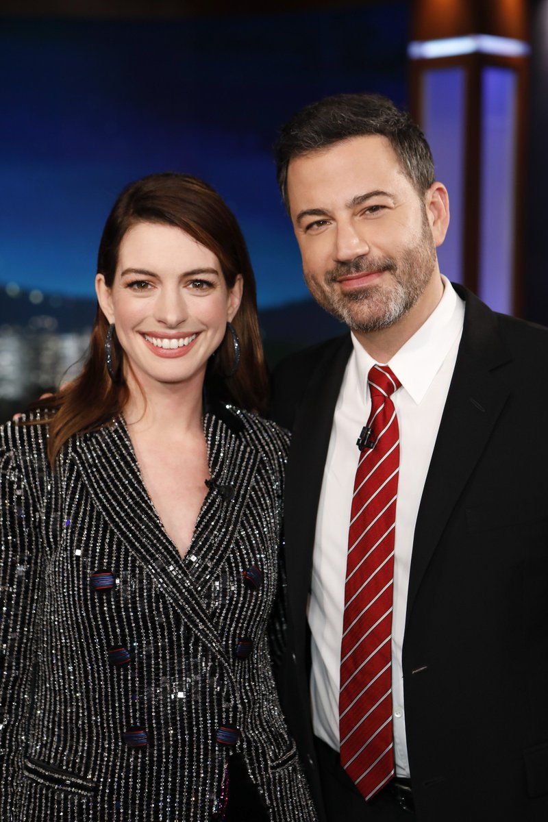 Anne Hathaway FANsite tweet media