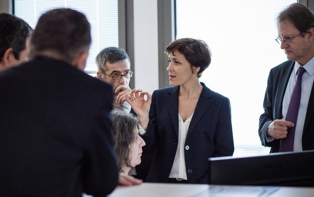 Hors de question de se cacher derrière son petit doigt : nous voulons que tous les bénéficiaires de la #PrimedActivité augmentée en fassent la demande !
C’est une mesure juste pour le pouvoir d’achat des Français.
👉 https://t.co/lfCu8CIUwz
@agnesbuzyn @murielpenicaud