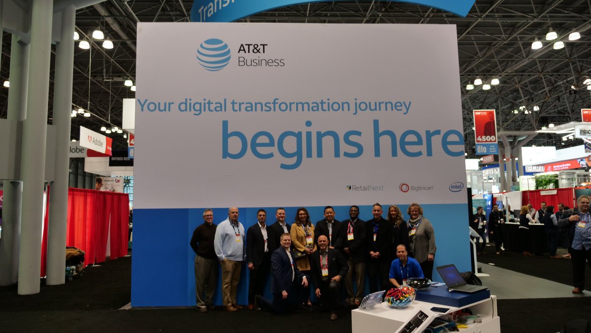 dez_blanchfield's tweet photo. Wall poster says it all ;-)
#NRF2019 #ATTinfluencer #ATTbusiness @ATTBusiness @dez_blanchfield #RetailRealTalk https://t.co/tlvE4PTpYe