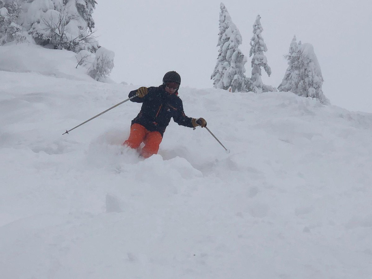 KatieHislop76's tweet photo. What's your #FridayFeeling?

For those on the @RE_REWS Instructor Development Week it is:

✅Deep powder 
✅Professional development 
✅Team building 
✅World class instruction 

@ATCSeanLangmuir @OptimaGroupUK @JSMTC_HQ @Proud_Sappers https://t.co/QR2A1rGOEo
