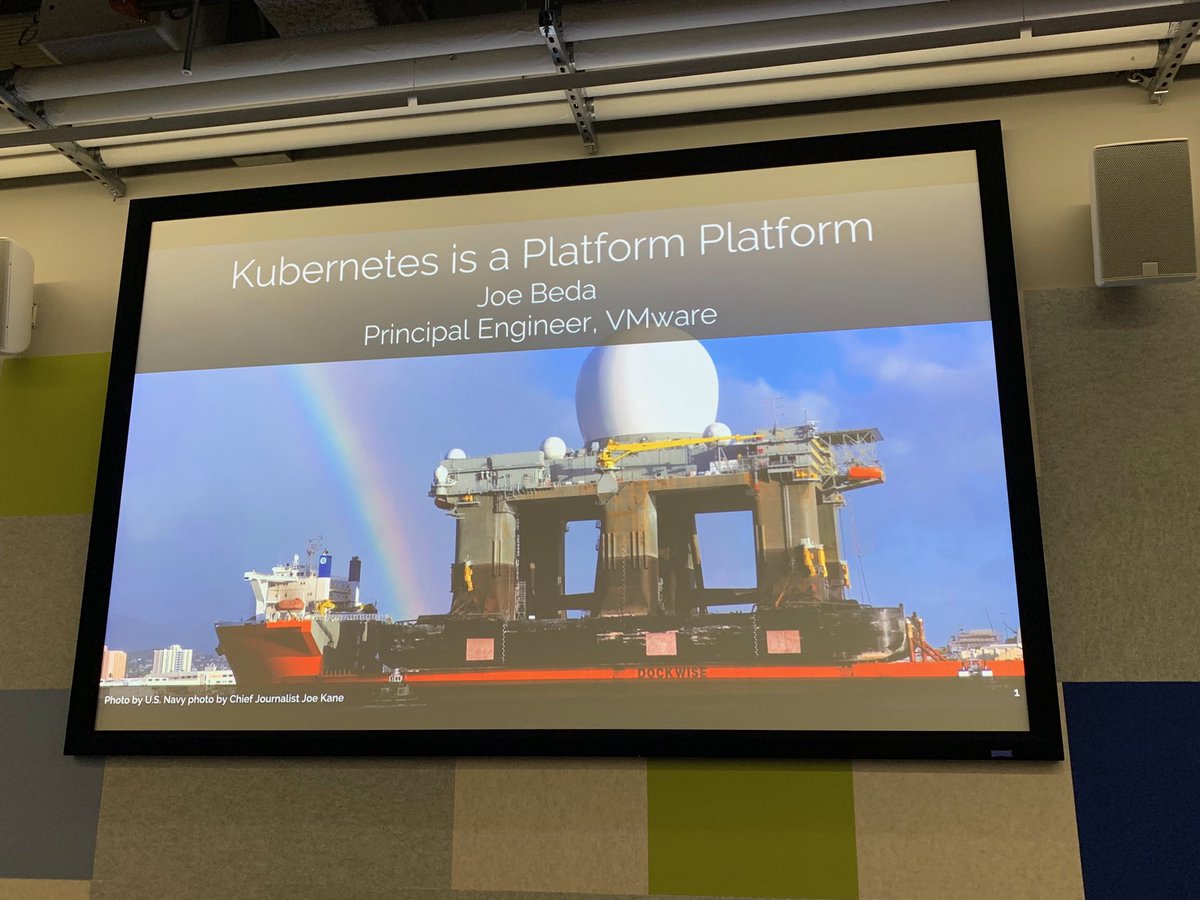 conradwt's tweet image. Great high level talk by @jbeda which discussed common concepts as well as past, present, and future of @kubernetesio #KubernetesMeetup 👏🏾👏🏾👏🏾👏🏾