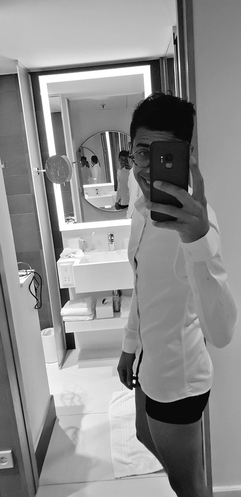 NewGuyFromHere's tweet photo. Cey vendredi #StepsBySteps https://t.co/OsW2oCKbQT