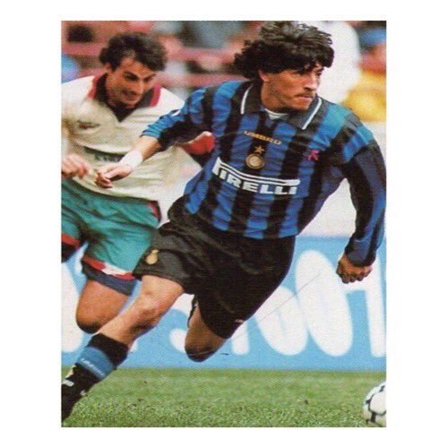 Happy birthday to Iván Zamorano. The Chilean striker had nearly 10 years with Real Madrid & Inter from 1992-01. 