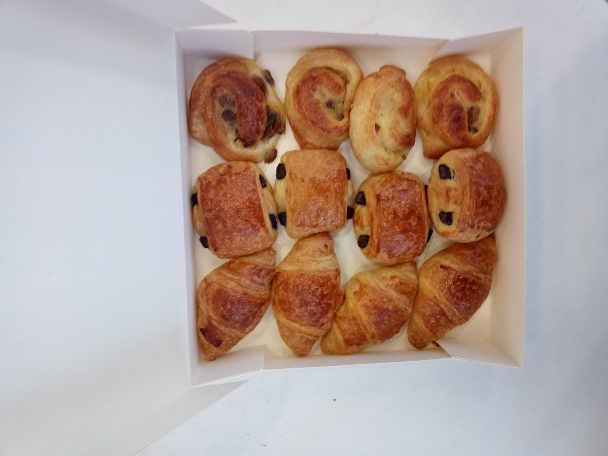 Discovert tweet media