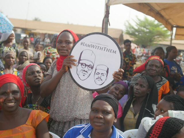 IAmWithThemNg's tweet photo. #IAmWithThem and #IWillVoteBuhariOsinbajo https://t.co/Z46e1EJ5cs