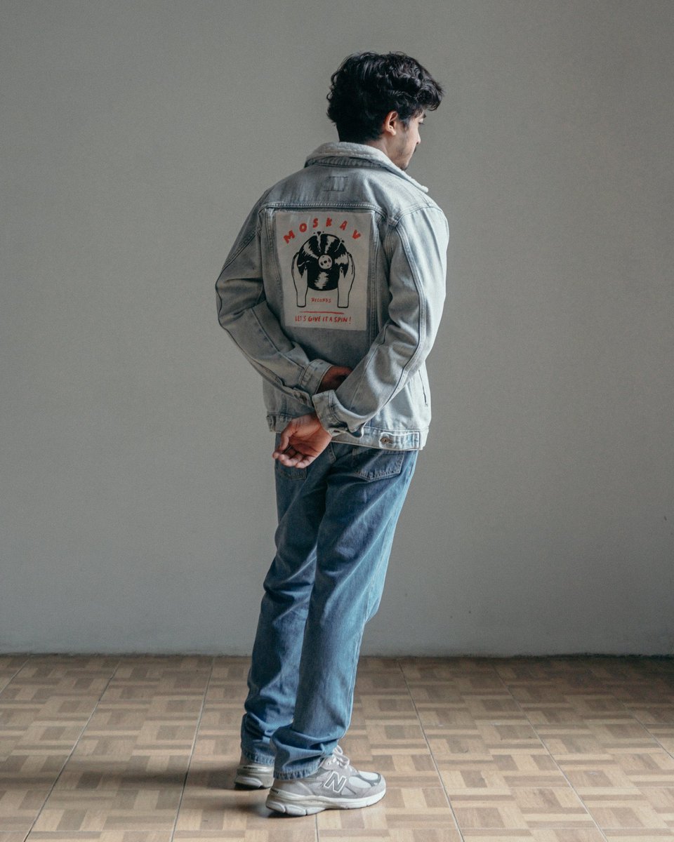 ArenaExperience's tweet photo. We are officially partner for Moskav Special Deliveries.
Because @ArenaExperience &amp; @moskavofficial are growing up in a strong music culture, we've decided to bring all the ideas about the music culture into a products and the design was designed by Arswandaru. https://t.co/IU32z6GY0H