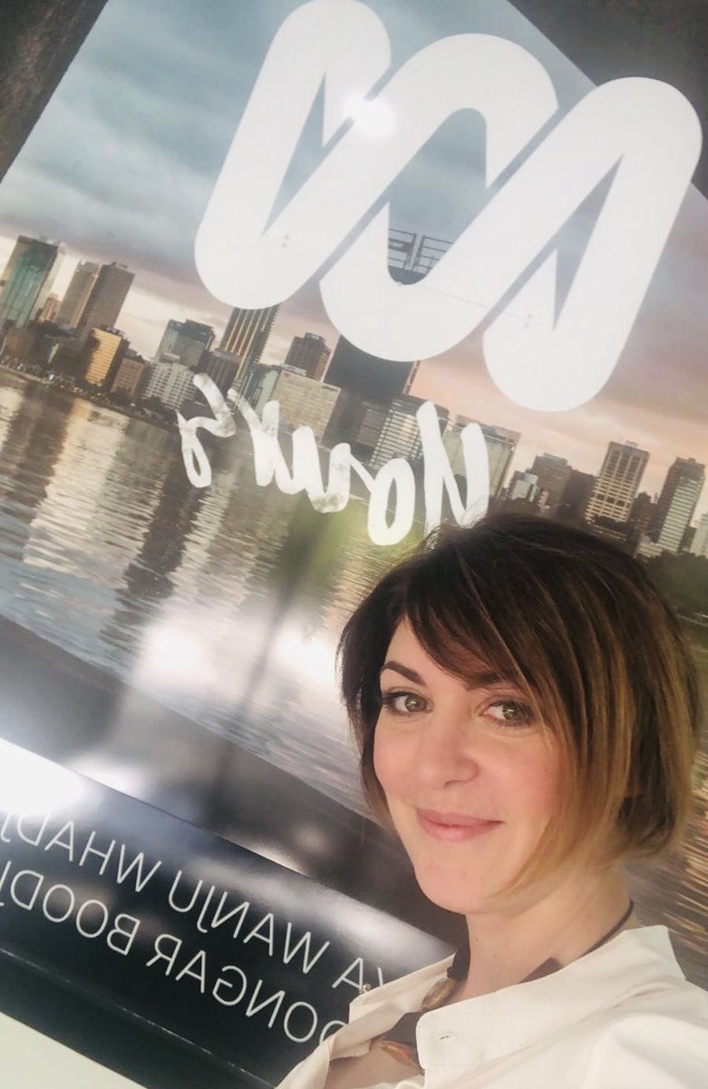 doc_magni's tweet image. A face for the radio 📻😬 #TalkingCrimes  🔪💣🔫💀 #ForensicEntomology 🕵🏻‍♀️🐛🦋 @720Perth @ABCRadio #ForensicResearch @MurdochUniNews @VetLifeScience @MurdochUni @abcperth on air tonight, Friday 18/01/2019 h. 9pm