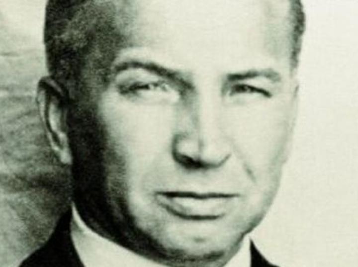 #OTD in 1945 General Leopold Okulicki issued the order to dissolve the #HomeArmy, and to act in conspiracy. This was to protect the soldiers from the repression by Soviet troops entering the territories of Poland.