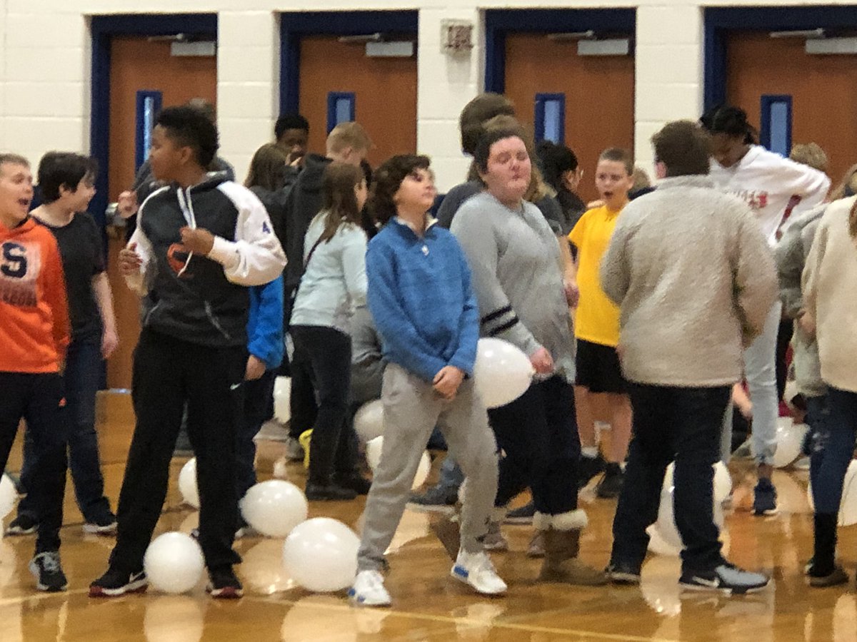 𝔸𝕞𝕪 ℂ𝕠𝕟𝕟𝕚𝕗𝕖𝕪-𝕄𝕒𝕣𝕝𝕚𝕟 tweet media