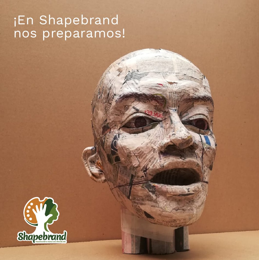 Shapebrand's tweet photo. En este 2019 tendremos más soluciones creativas para ti. ¿Cómo se llama nuestro personaje? ⚽🇨🇴 Cuéntanos! 
#decoracioncomercial #esculturas #dumies #arte #btl #marketingdirecto https://t.co/gOyNNhBYHM