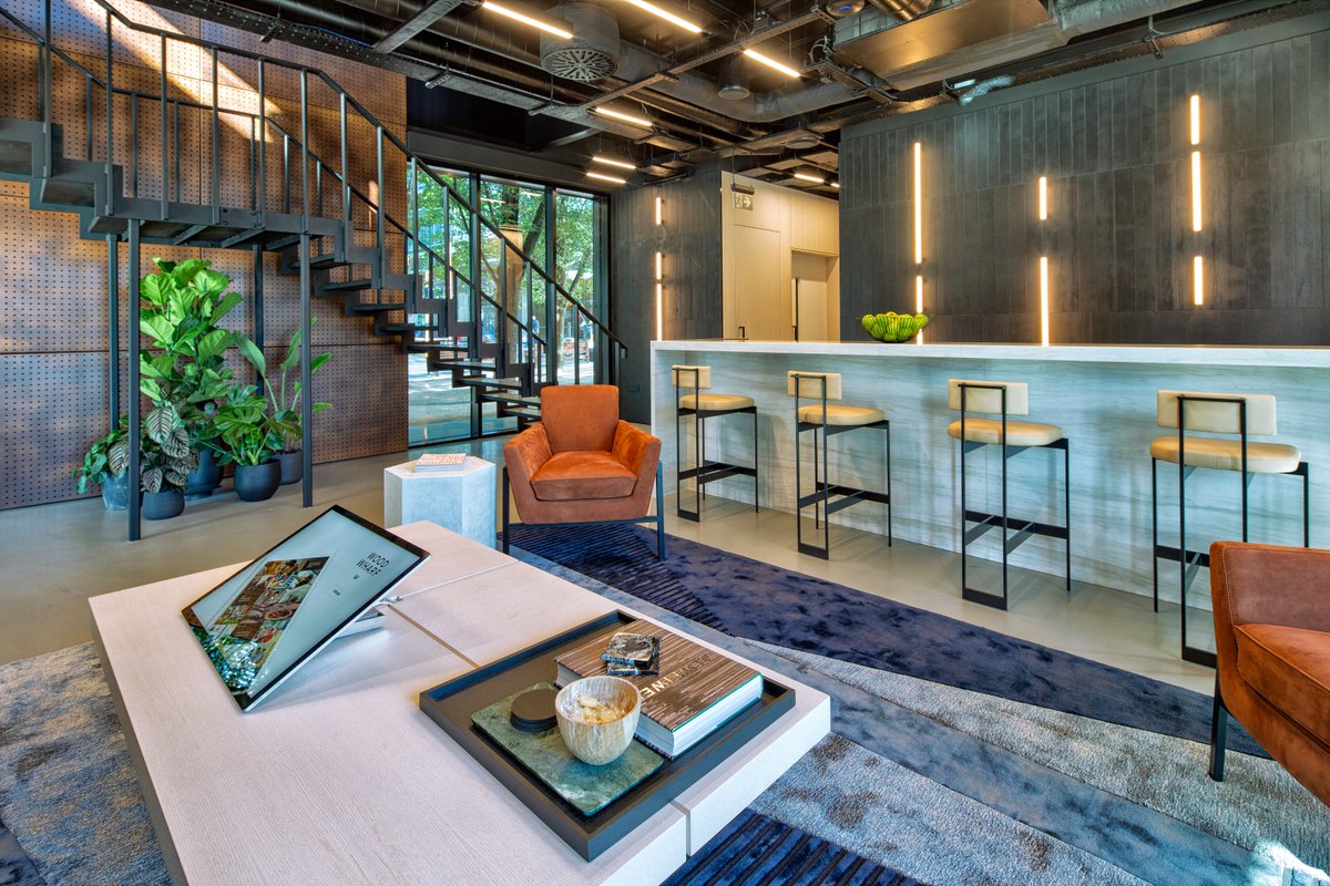 Stepladder_news's tweet photo. We’re as proud as punch over our latest project for @CanaryWharfGrp. If you haven’t already – visit the @Wood_Wharf marketing suite. It’s a thing of beauty 😍 #PropertyBranding #PropertyMarketing #London https://t.co/VxbmYkM82a