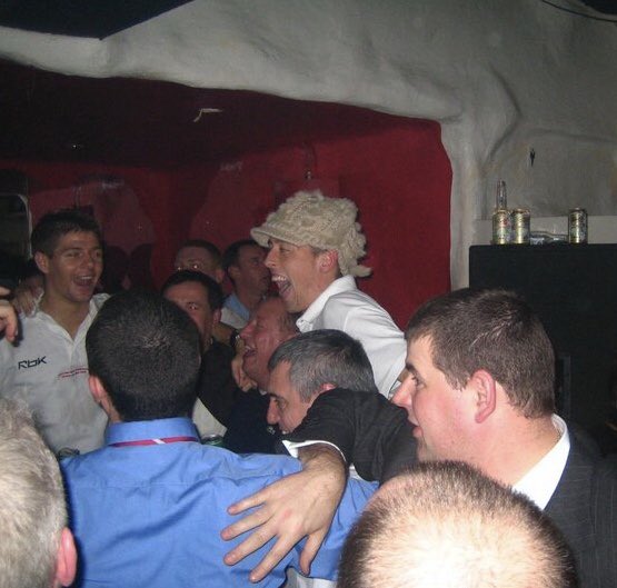 mick_clarke's tweet photo. @petercrouch @LuchoGarcia14 @HarryKewell @MorientesNo9 @PReina25 @Carra23 @JARiiseOfficial @DjibrilCisse @Jurek_Dudek @XabiAlonso @DietmarHamann I’ve got some belter pics there of the night of the final from the that bar in Yokohama, boss night that. Shame about the result https://t.co/MmaWL2Xb4p