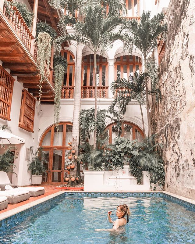IsThatSoh_'s tweet photo. Settling in just fine....
:::::::
๐ Cartagena @casasanagustin @procolombiaco .
โ๏ธ @copaairlines #flycopa2colombia .
๐ธ @marissa.anwar
#isthatsoh .
.
.
.
.
#canadiangirl #prettylittleiiinspo #liveauthentic #sheisnotlost #dametraveler #ootdfashion #travโฆ https://t.co/hBA6ntj6DO https://t.co/Olbyiez1A0
