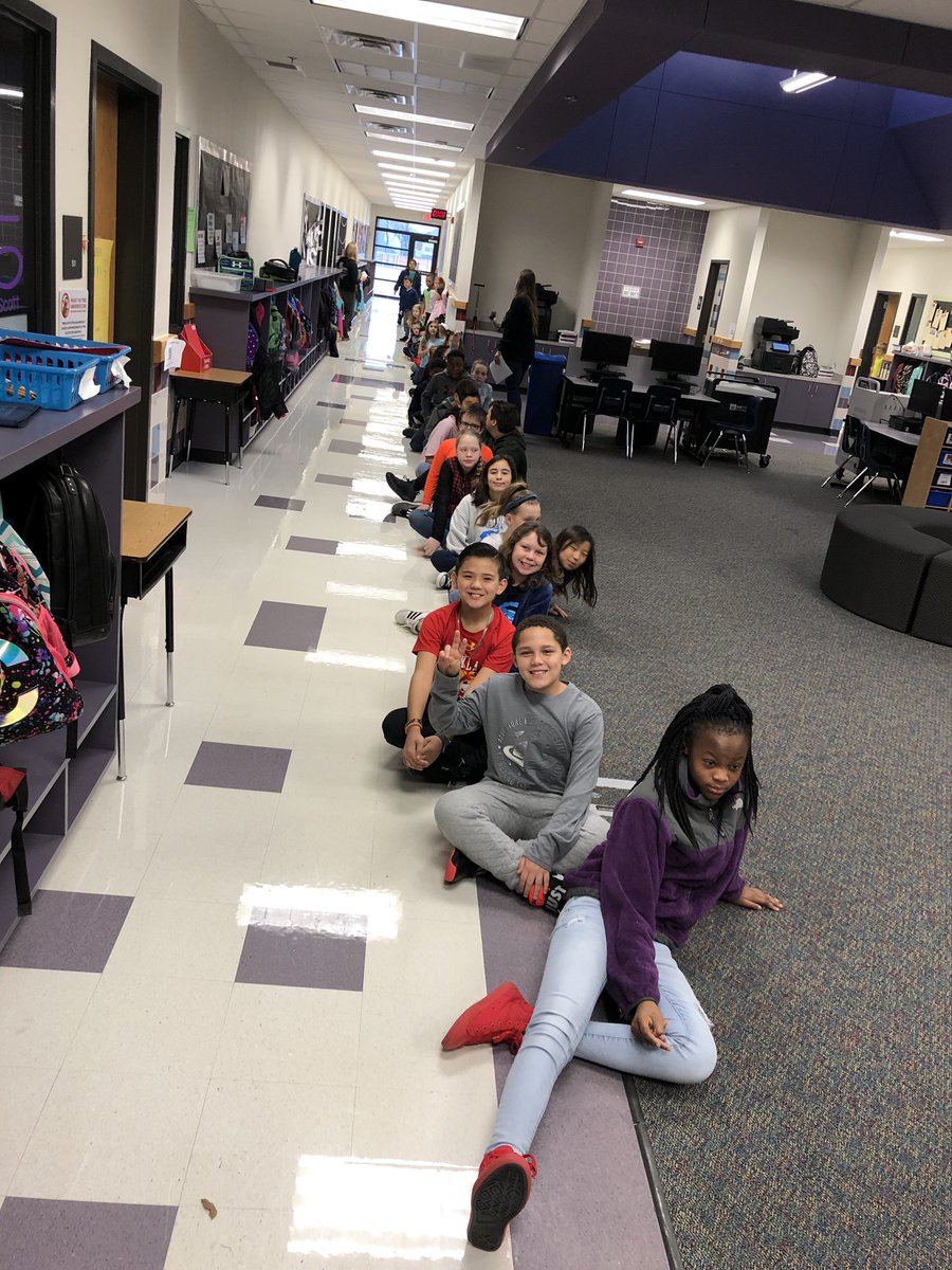 MrsALMartin's tweet photo. Purple House is practicing safe and respectful dismissal procedures. https://t.co/jpNagesZmh