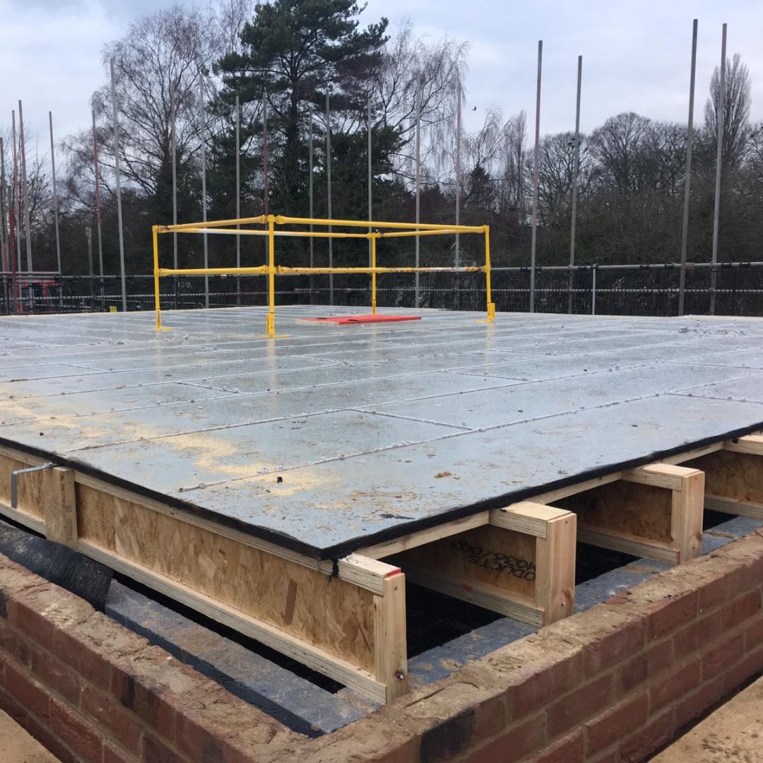 ajc_carpentry's tweet image. Darrel has just built the Joists and Access Hatch at our site in Bramley for this show home. The weather is a little wintery at the moment but works are progressing well!

#joists #accesshatch #roof #carpenter #ajccarpentry