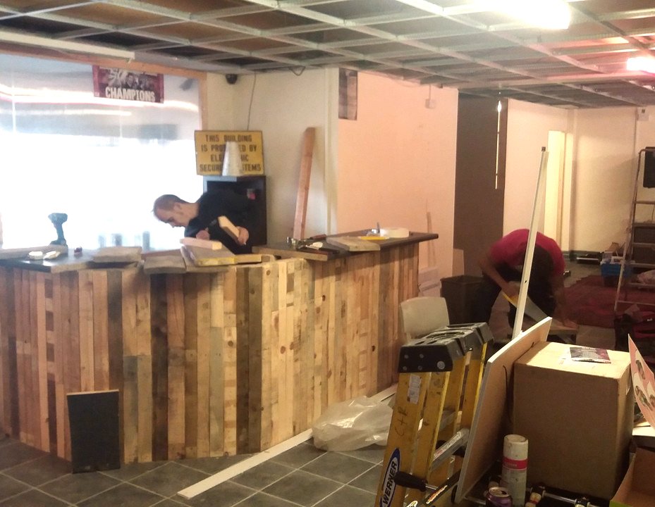 rite_trax's tweet photo. Plot 22 in the early stages. Out to Dan the man!
-
-
-
#build #plot22 #sheffield #venue #musicvenue #underground #throwback #ritetrax https://t.co/m6SWXAydL9