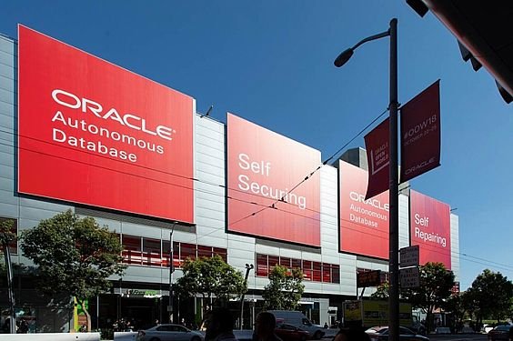 ashalaby's tweet photo. @Oracle_ME #EmergingTechnologies https://t.co/O5PnbjEn42 https://t.co/kvjKTkiJCB