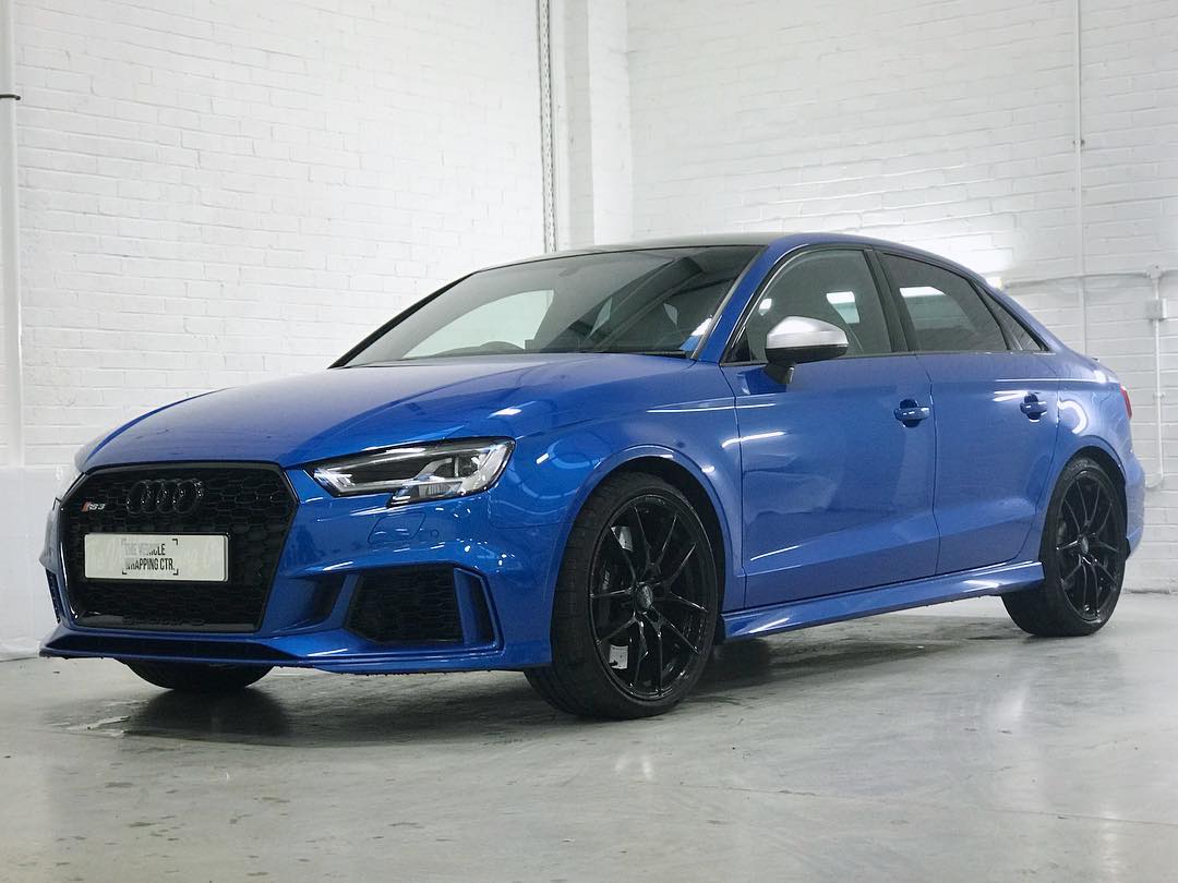 VWCLeeds's tweet photo. Continued... Blackout transformation for this Audi RS3
β’
What do you all think?
Blackout transformation for this Audi RS3 π§
β’
#audi #audirs3 #wrappedcars #wrapped #wrapnotpaint #paintisdead #itsawrap #blackpack #carbonfibrewrap #wrappermapper #wrapfolio #wrapbooth https://t.co/8Xjm2Qf4HJ