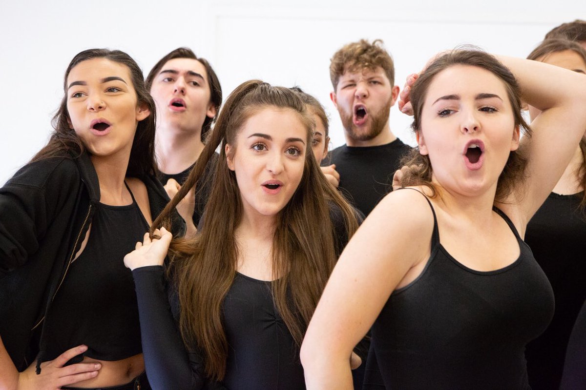 _theCTC's tweet photo. 🌟CTC Foundation🌟
Our first audition date on Thursday 7th February is already half full - BOOK NOW! 🎭🎵🕺🏼
https://t.co/CDxIM0QrnK
#ctcfoundation #triplethreattraining #ctcpathways #suffolk #musicaltheatre #act #sing #dance #wemakeitpossible #youmakeithappen https://t.co/5vHexitQxX