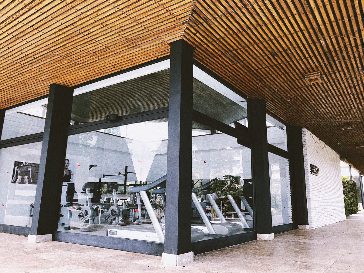 Some activities are not forgettable. Even out from home.
*****
Algunas actividades no deben olvidarse. Ni siquiera de vacaciones...
*****
#YourTastesRefined