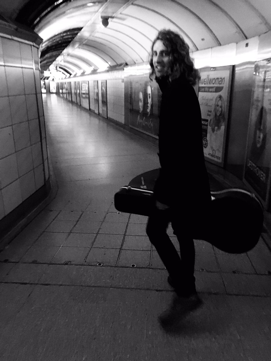 Last gig of the UK a tour tonight      at The Harrison in Kings Cross. If you are in London come on down!! <a href="/TheHarrisonFolk/">The Harrison Pub</a>