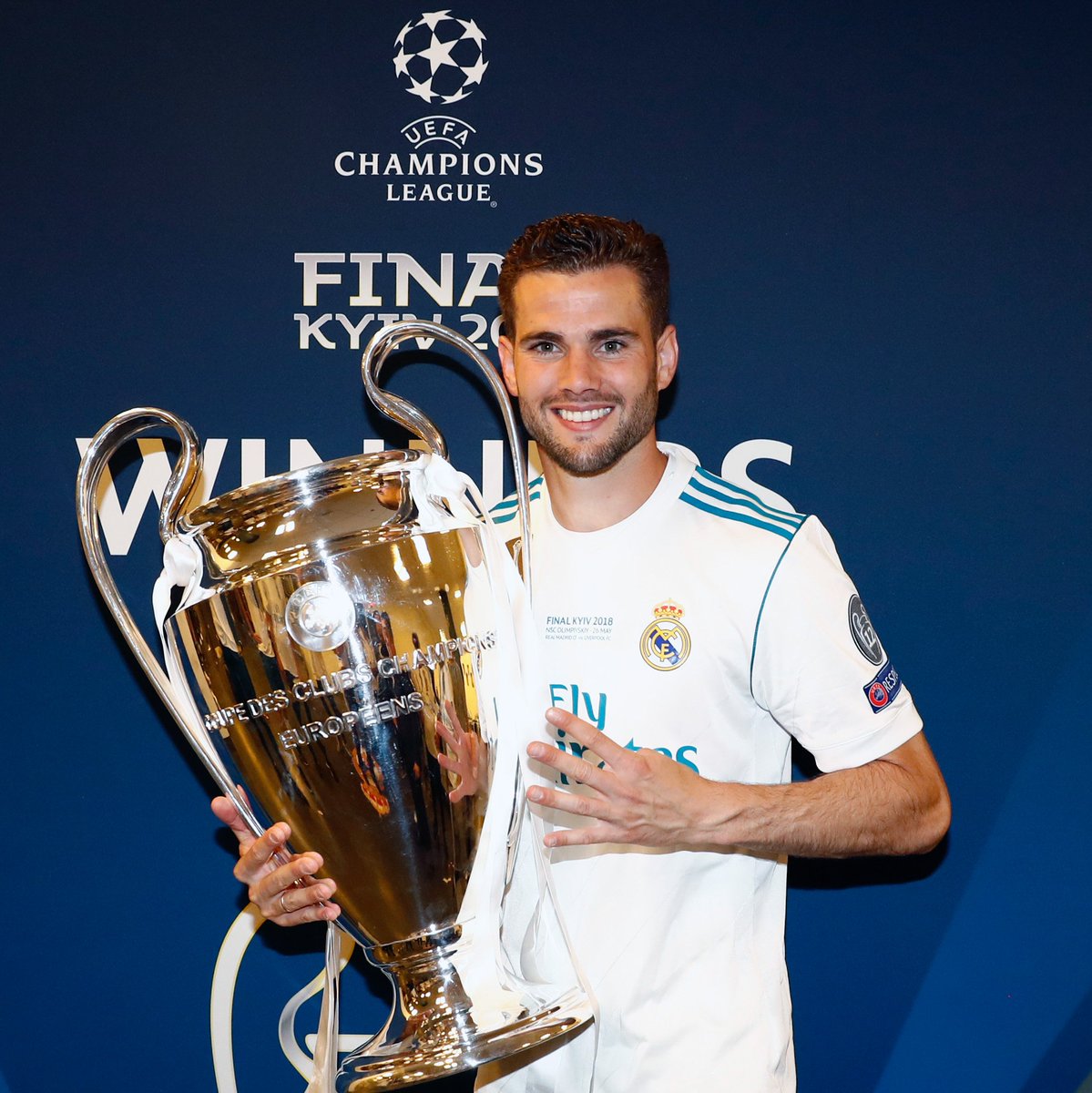 🎁 Happy birthday, four-time #UCL winner Nacho! 🏆🏆🏆🏆
