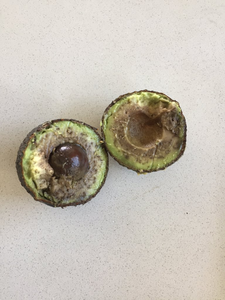 Joy_Evans's tweet photo. This is the 5th one I have cut and had to throw out today alone. Every bag I buy is such a waste of money! https://t.co/o3Eld4e1RL