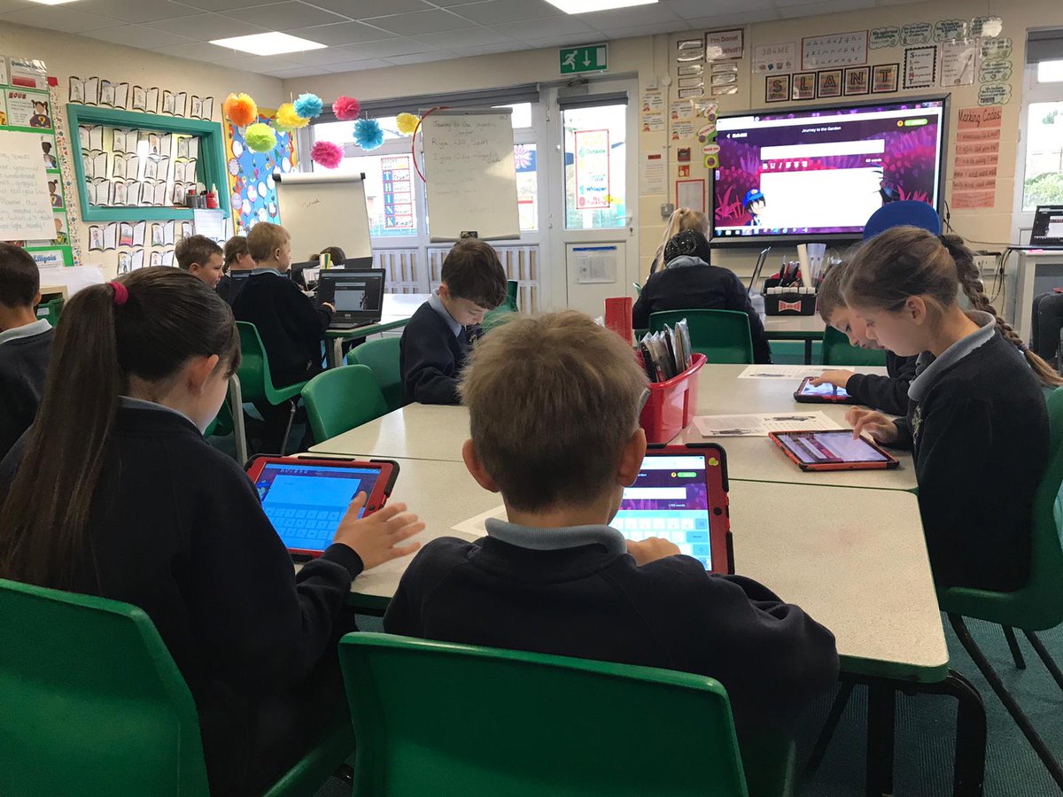 nightzookeeper's tweet photo. Here's some budding scriptwriters this morning at @WashacrePrimary for the new Night Zookeeper animated series with @SkyKidsOfficial! Some excellent writing being produced, thanks for having us! #writingrocks #CreateInspire #primaryrocks #ukedchat https://t.co/cE2yfVHF4X