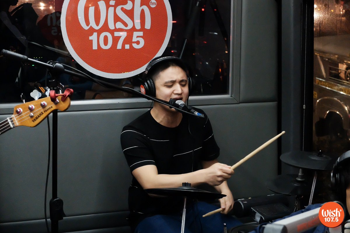 wish1075's tweet photo. Up-and-coming pop-rock act @sonsofnoamusic capped off the night with their feel-good originals "Lonely" and "Hide&Seek" aboard the Wish Bus!
The indie band is composed of Abadicio brothers namely, Andrei, Nicos, Eric, and Nicodemus. https://t.co/XHmKE4ZqOa