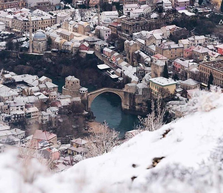 Geographymunic1's tweet photo. Mostar, Bosna i Hercegovina.
#Mostar #oldbridge #winter #ovojeBosnaiHercegovina #cold #nature #city #beautifulview #incrediblewinter #magicBiH #homeland
A.L VII-3 https://t.co/4LgkAlLFDb