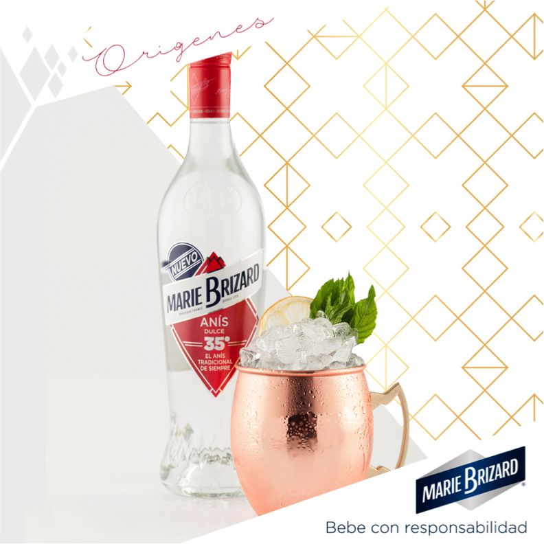 “Orígenes” de #Anís #MarieBrizard 35º; un #cóctel apto para los #paladaresmuyexigentes.
¡Pruébalo!

3cl de Marie Brizard 35º
2 cl Cachaça 51
1 cl Lima
Sal negra

#Anis35 #CocktailLovers #SeLicurioso #LIQUEURIOUS #DareToPair #FelizFinde #FindeSemana #Barman #Bartender